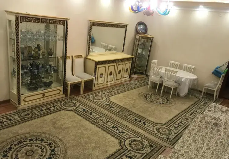 4 otaqlı mənzil , Bakı