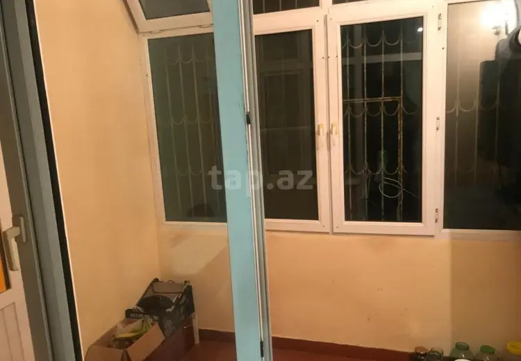 4 otaqlı mənzil , Bakı