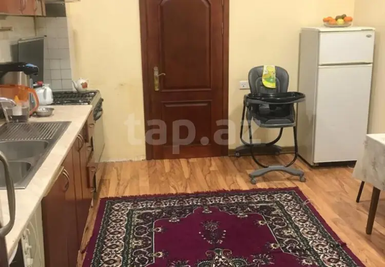 4 otaqlı mənzil , Bakı