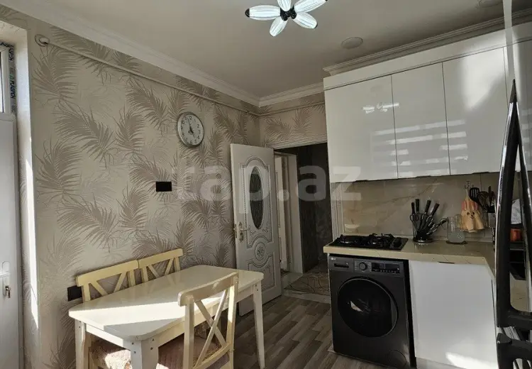 3 otaqlı mənzil , Bakı