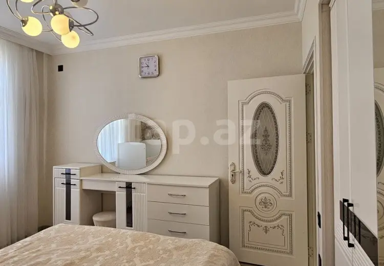 3 otaqlı mənzil , Bakı