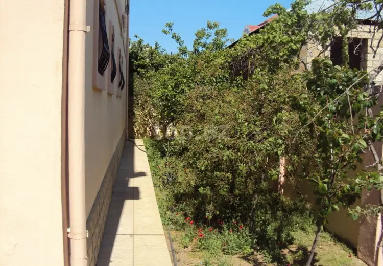 5 otaqlı mənzil , Bakı