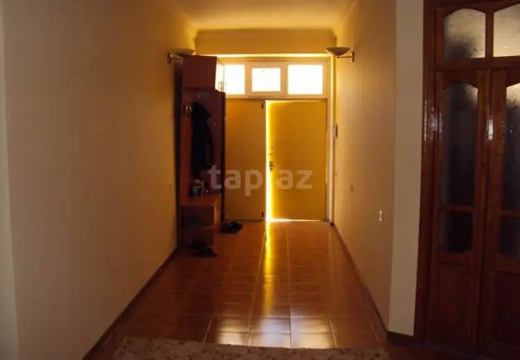 5 otaqlı mənzil , Bakı