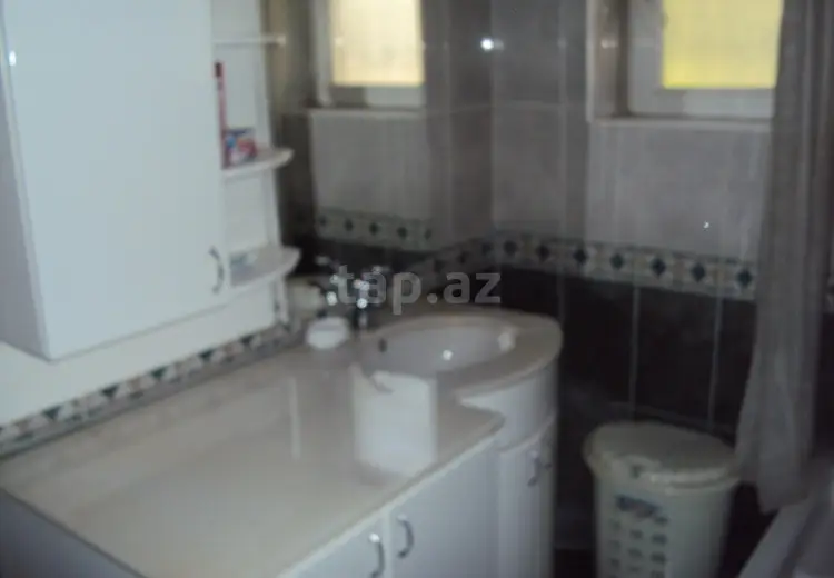5 otaqlı mənzil , Bakı