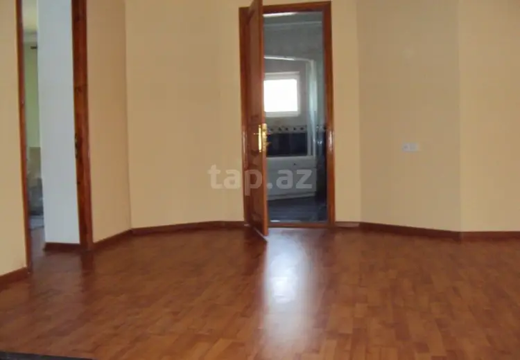 5 otaqlı mənzil , Bakı