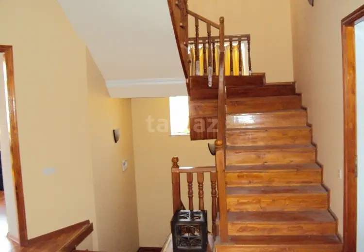 5 otaqlı mənzil , Bakı
