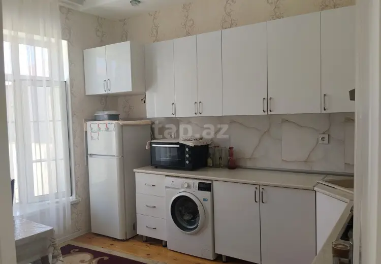 3 otaqlı mənzil , Bakı