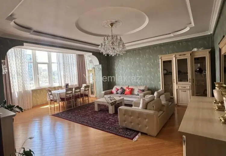 4 otaqlı mənzil Satılır, Binəqədi qəs., Nəsimi, Bakı