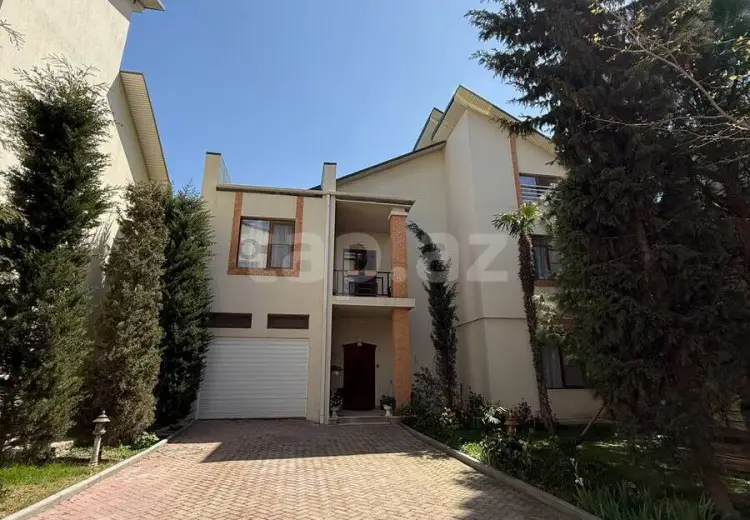 6 otaqlı mənzil , Bakı