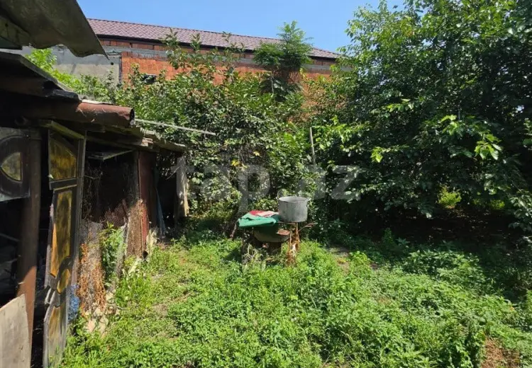 8 otaqlı mənzil , Quba