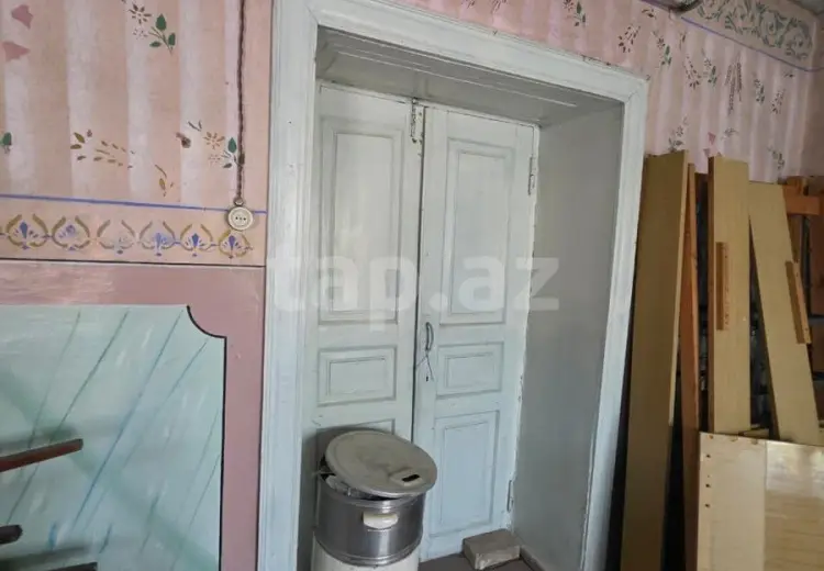 8 otaqlı mənzil , Quba