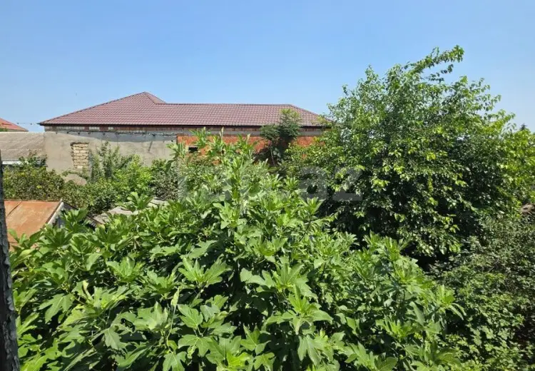8 otaqlı mənzil , Quba