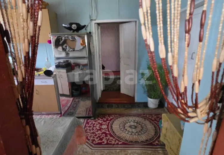 8 otaqlı mənzil , Quba