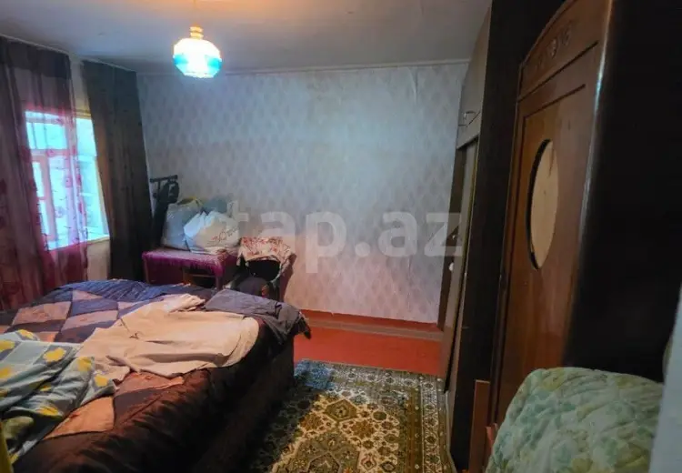 8 otaqlı mənzil , Quba
