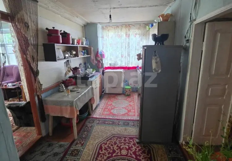 8 otaqlı mənzil , Quba
