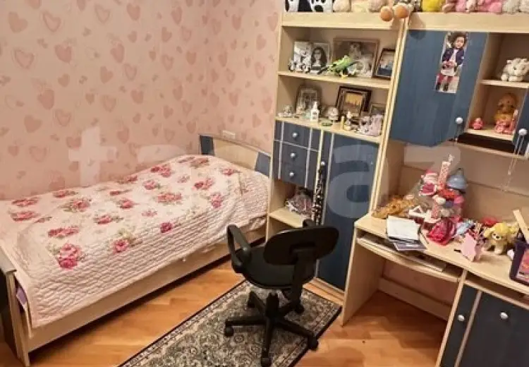 9 otaqlı mənzil , Şəki