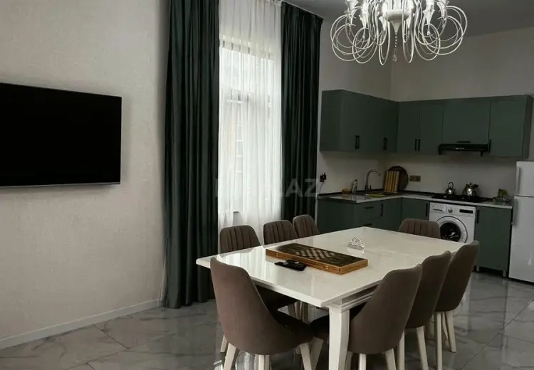 4 otaqlı mənzil Satılır, Quba