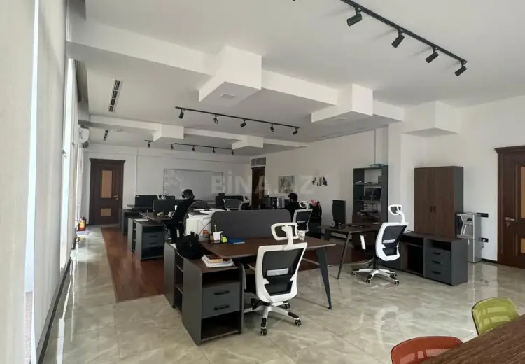 250 m² Obyekt / Ofis Kirayə (aylıq), Nəsimi, Bakı