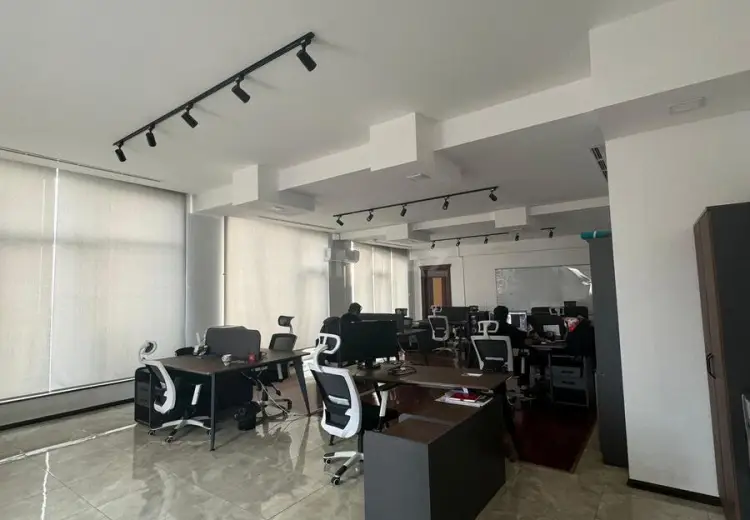 250 m² Obyekt / Ofis Kirayə (aylıq), Nəsimi, Bakı