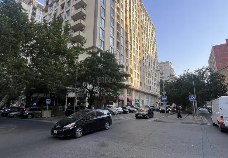393 m² Obyekt / Ofis Kirayə (aylıq), Nərimanov, Bakı