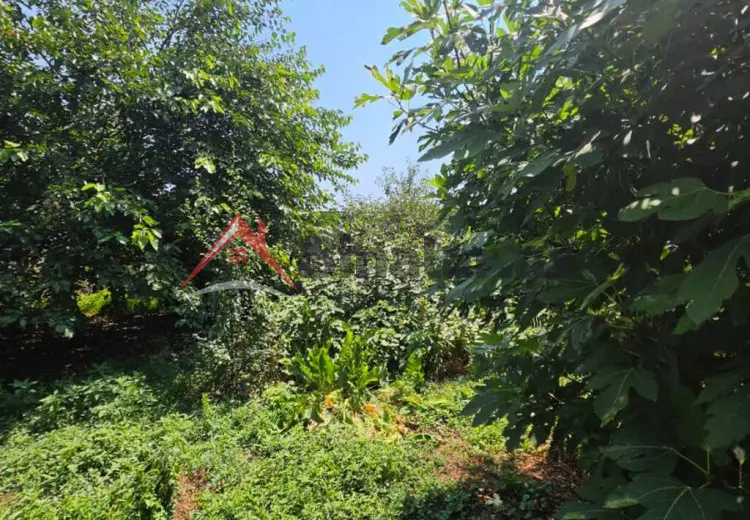8 otaqlı mənzil Satılır, Quba