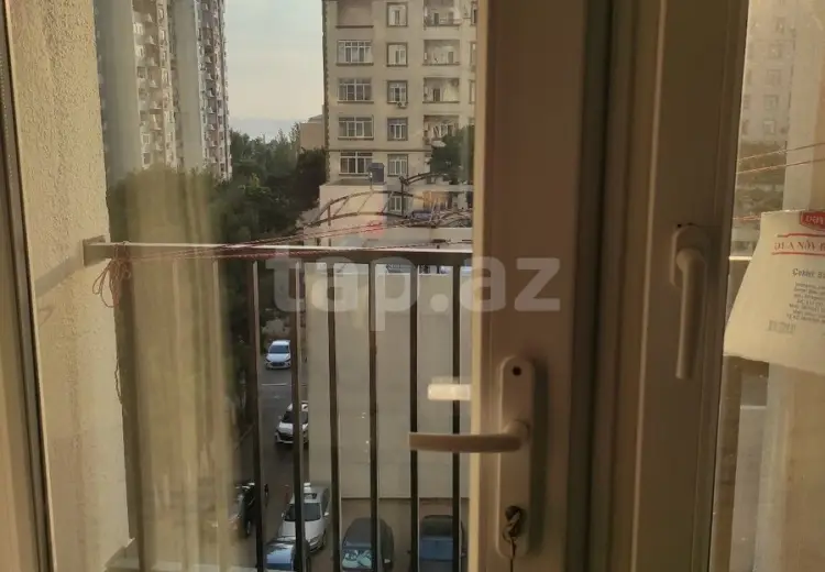3 otaqlı mənzil , Bakı