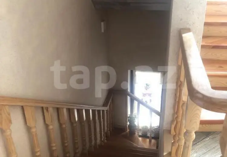 8 otaqlı mənzil , Qusar