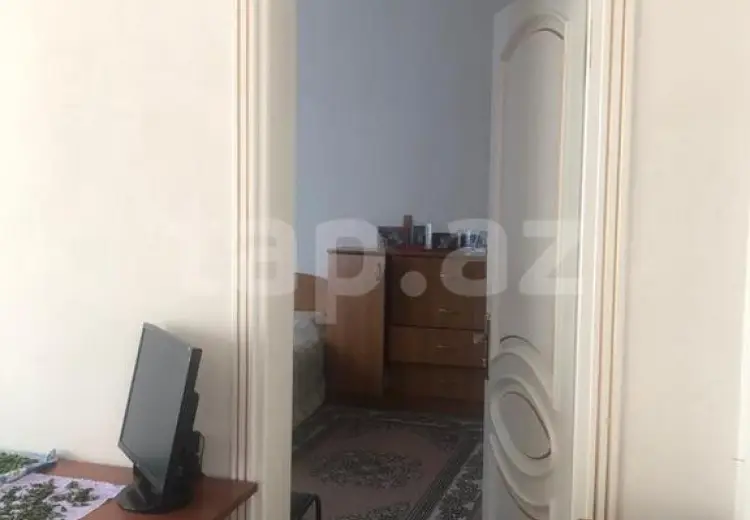 8 otaqlı mənzil , Qusar