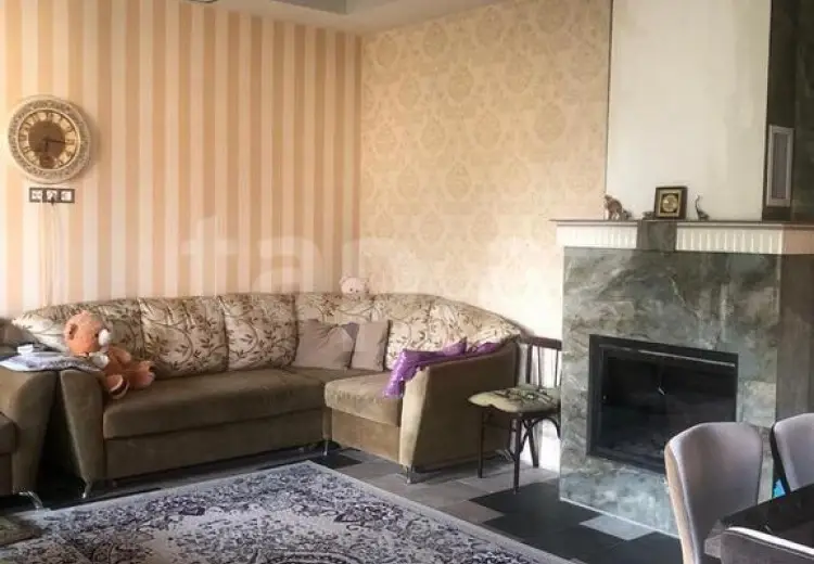 8 otaqlı mənzil , Qusar
