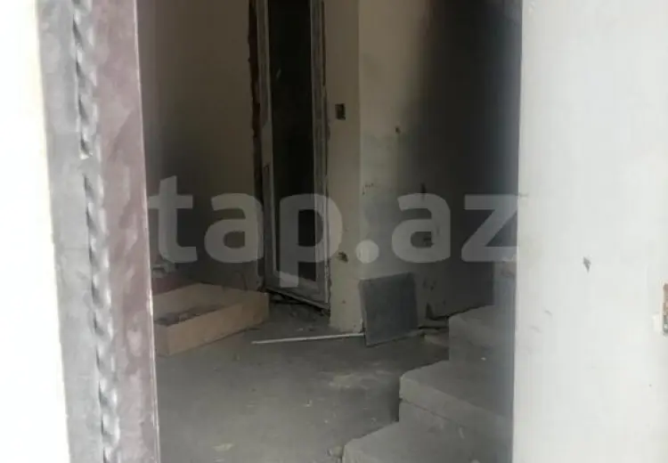 8 otaqlı mənzil , Qusar
