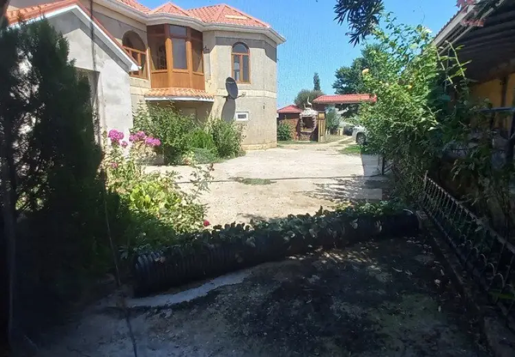 5 otaqlı mənzil , Qusar