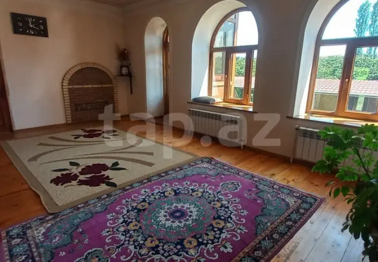 5 otaqlı mənzil , Qusar