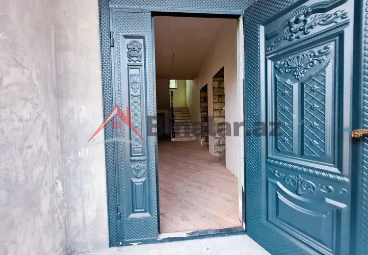 6 otaqlı mənzil Satılır, Qəbələ