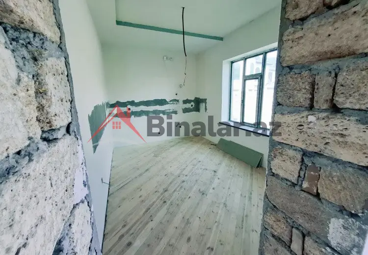 6 otaqlı mənzil Satılır, Qəbələ