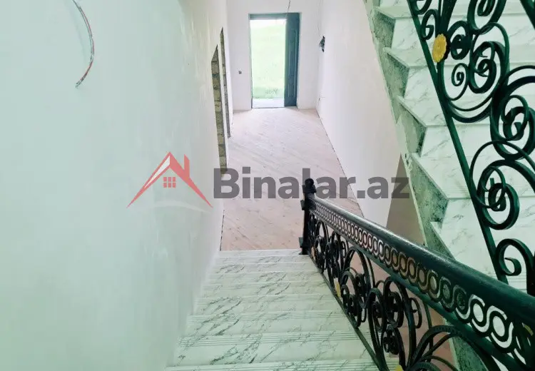 6 otaqlı mənzil Satılır, Qəbələ
