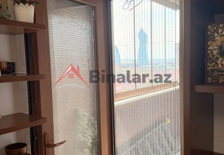 3 otaqlı mənzil Satılır, Bakı