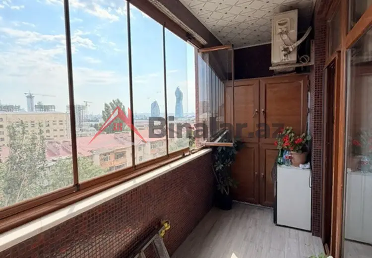 3 otaqlı mənzil Satılır, Bakı