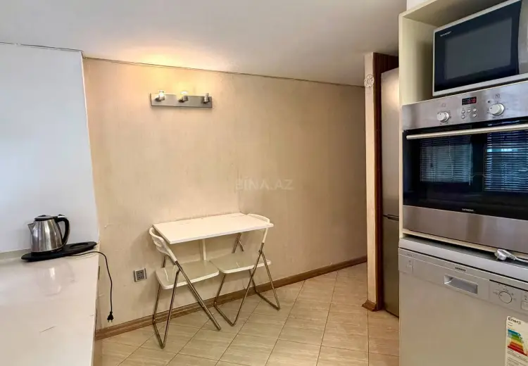 2 otaqlı mənzil Kirayə (günlük), Səbail, Bakı