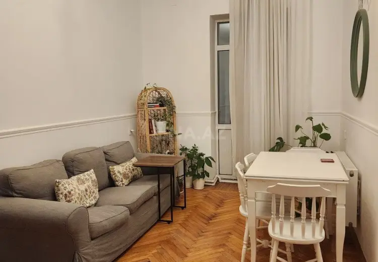 2 otaqlı mənzil Kirayə (günlük), Səbail, Bakı