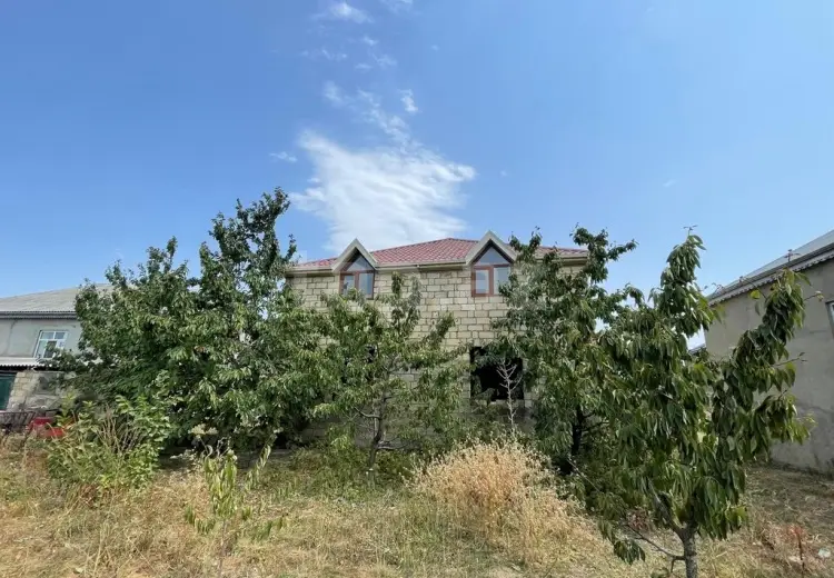 4 otaqlı mənzil , Quba