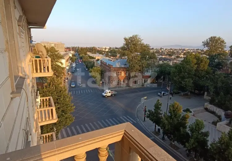 3 otaqlı mənzil , Gəncə