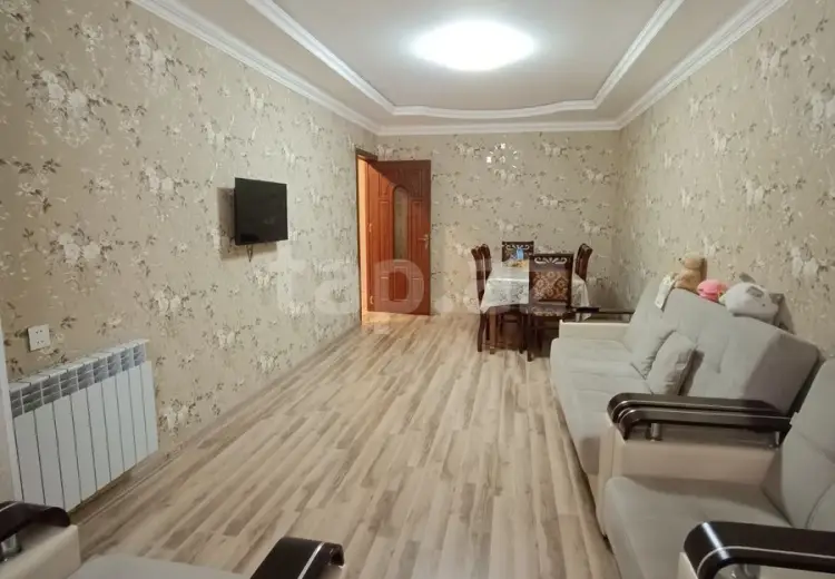 4 otaqlı mənzil , Gəncə
