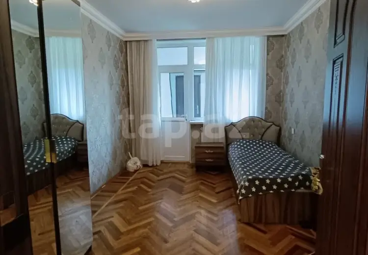 4 otaqlı mənzil , Gəncə