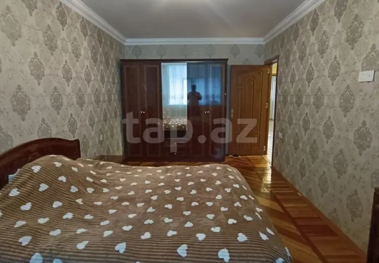 4 otaqlı mənzil , Gəncə
