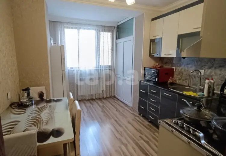 4 otaqlı mənzil , Gəncə