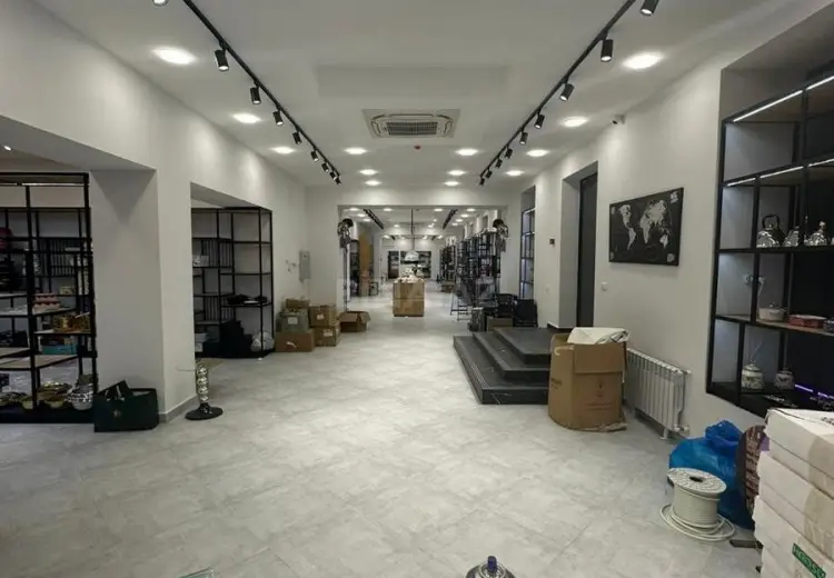 500 m² Obyekt / Ofis Kirayə (aylıq), Əhmədli, Xətai, Bakı