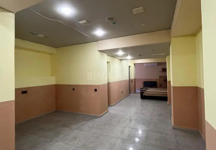 120 m² Obyekt / Ofis Kirayə (aylıq), Laçın