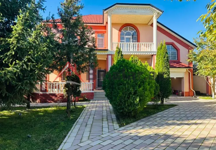 6 otaqlı mənzil Satılır, Quba