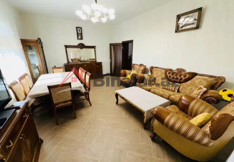 6 otaqlı mənzil Satılır, Quba