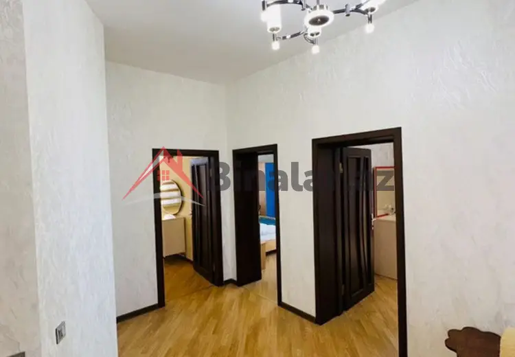 6 otaqlı mənzil Satılır, Quba